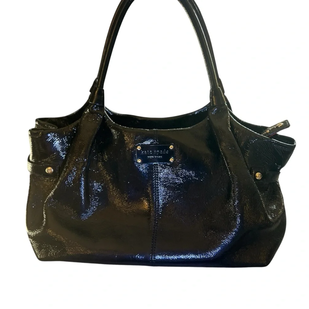 Kate Spade Berkshire Road Stevie Bag in Black Patent Leather. Gently ♥️’d